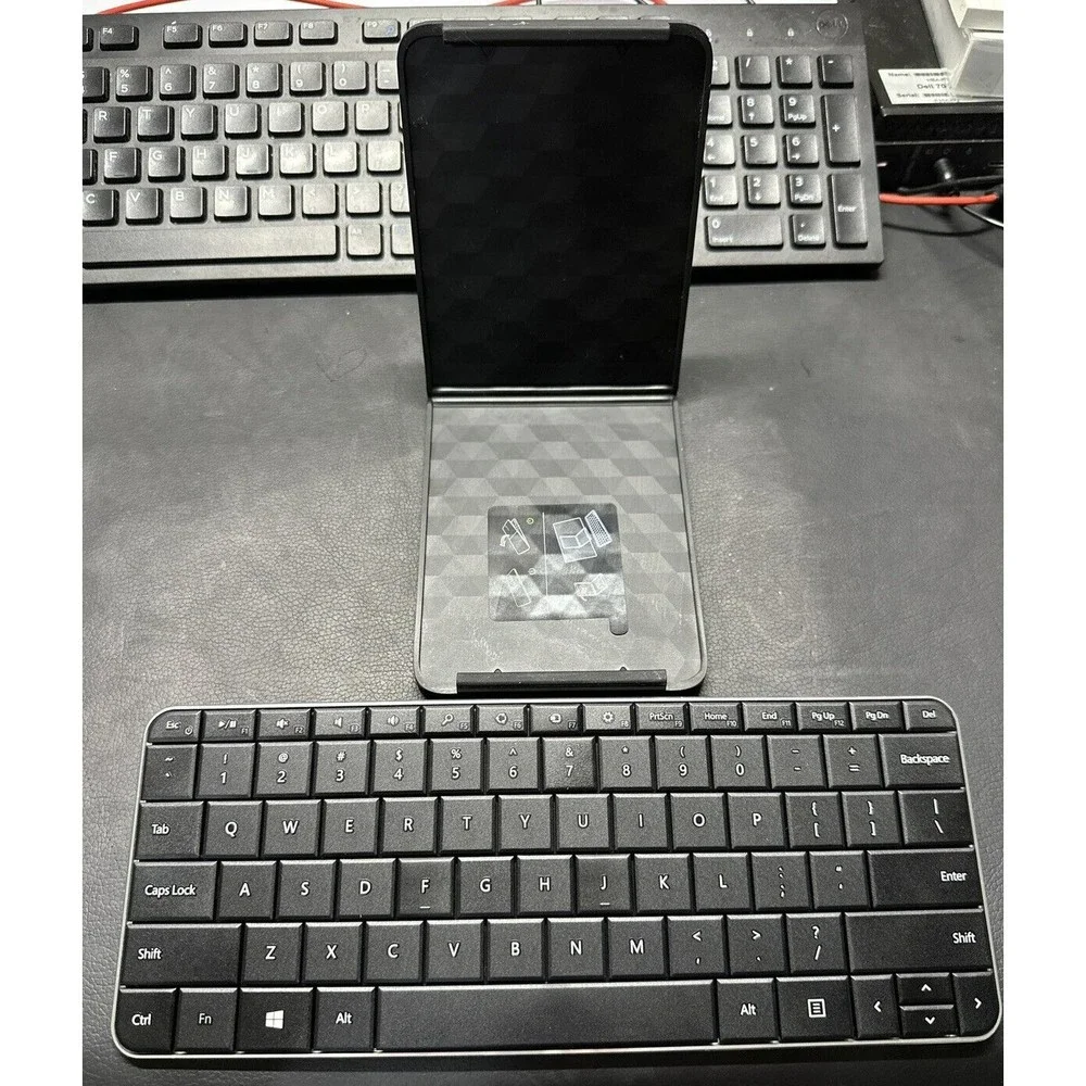 Microsoft Designer Compact Keyboard - Matte - Black (21Y-00001)